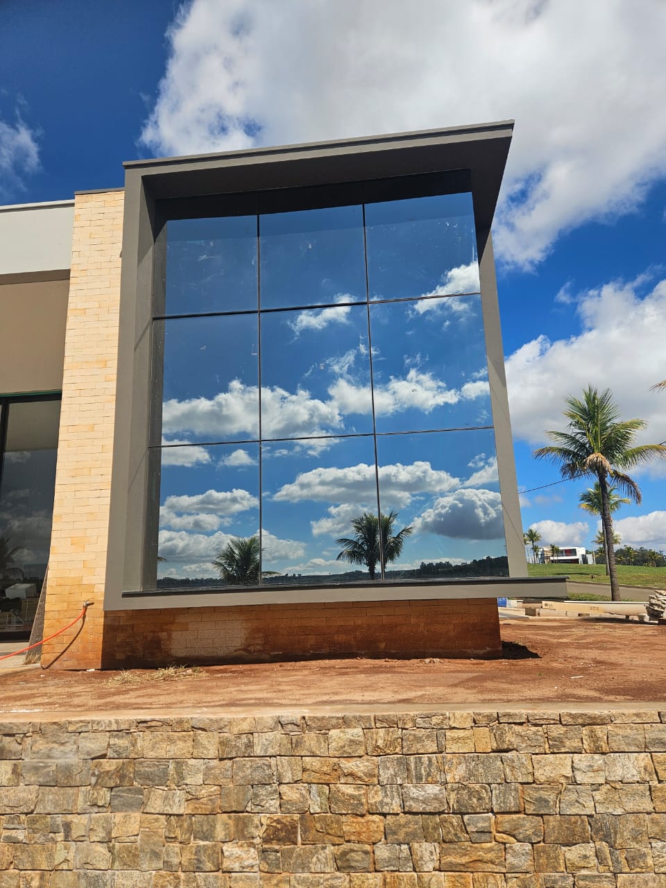 Fachada refletivo - foto 2